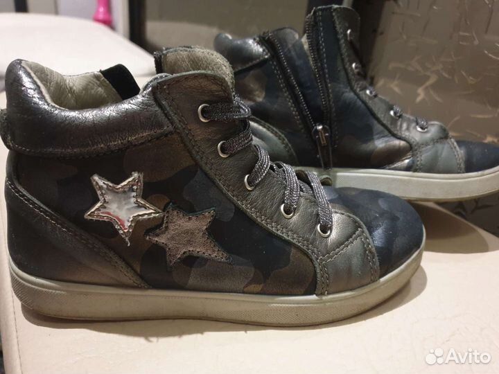 Ботинки демисезонные для девочки32р 20см по ст- ке