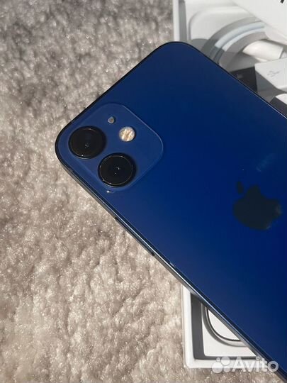 iPhone 12, 64 ГБ