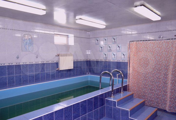 Коттедж 350 м² на участке 15 сот.