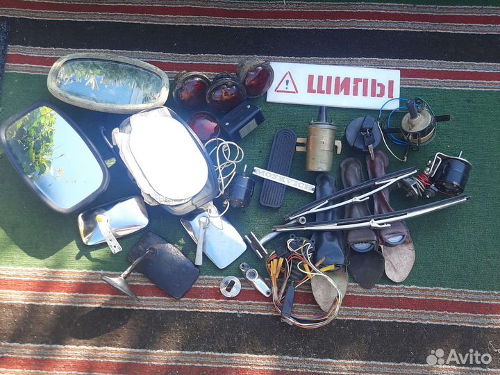 Эмблема ваз 2103