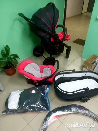 Коляска Zippy Sport 3 в 1