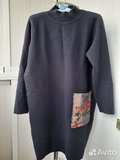 Вязаное платье свитер