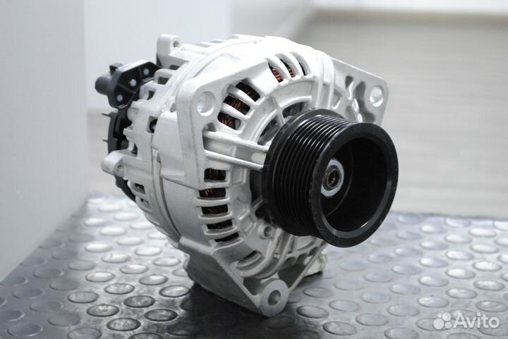 Генератор Mercedes Actros, Axor новый Bosch