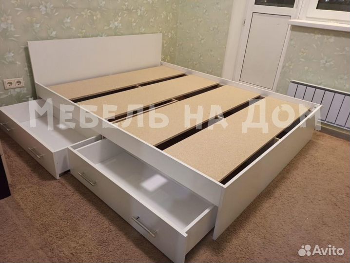 Кровать двухспальная