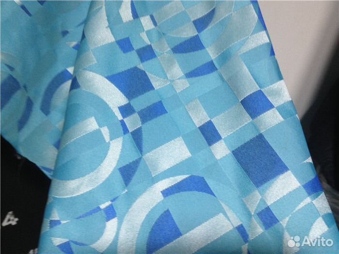 Ткань с геометрическим узором 4 м плательная