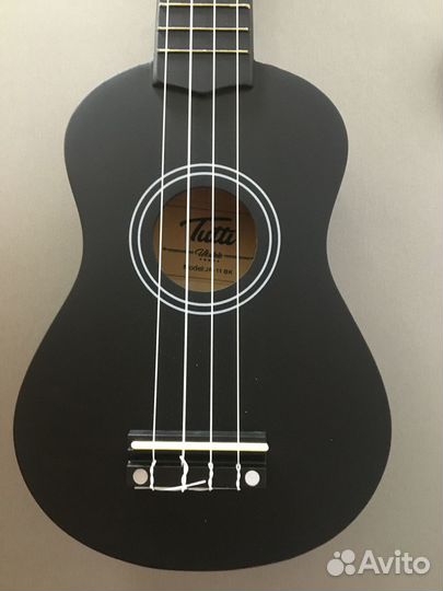 Укулеле сопрано черная (Новая) tutti JR-11