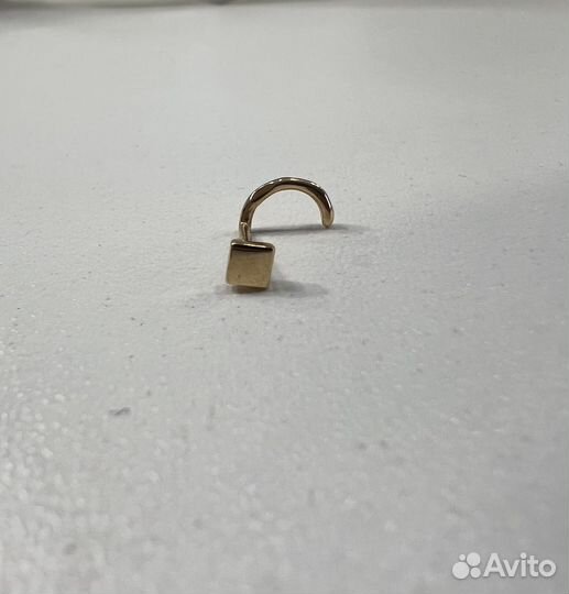 Пирсинг в нос