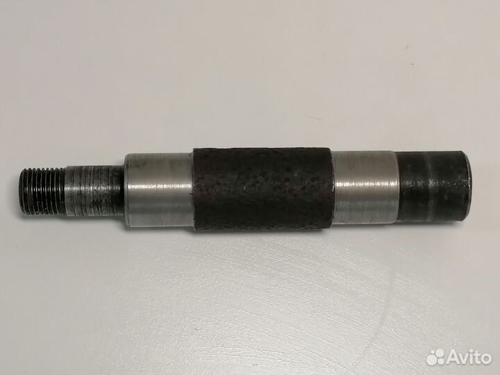 Втулка привода нш-10 (под подшипники)