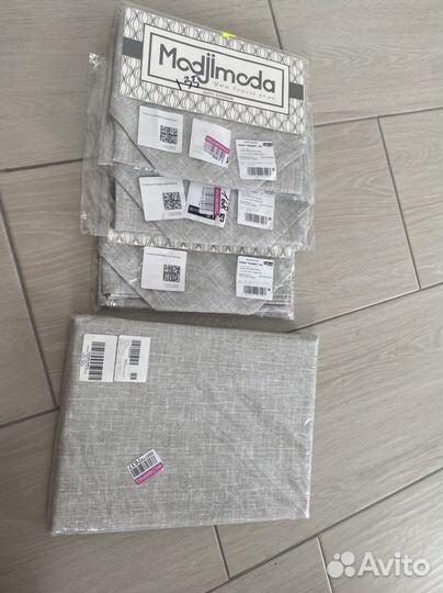 Скатерть новая с салфетками