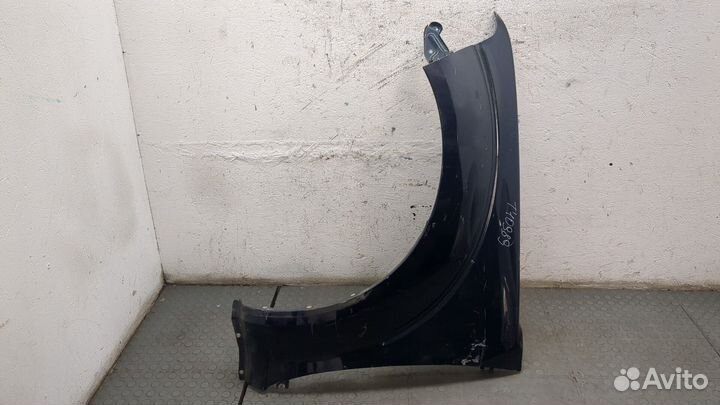 Крыло Nissan Navara, 2009