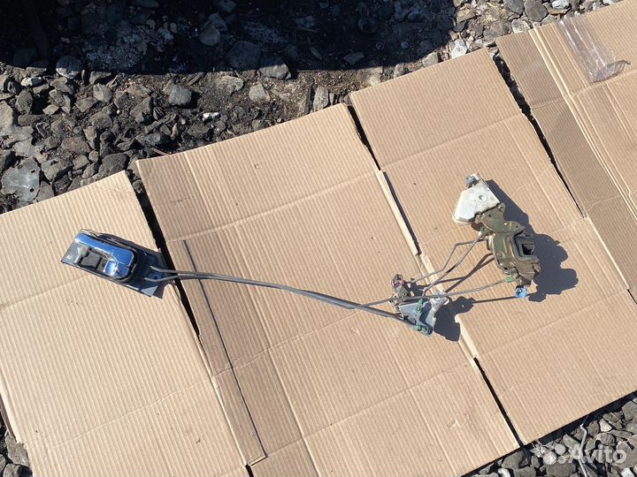 Замок передней левой двери nissan cefiro a32