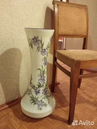 Напольная ваза