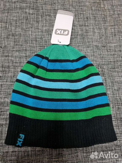 Шапки новые для мальчика