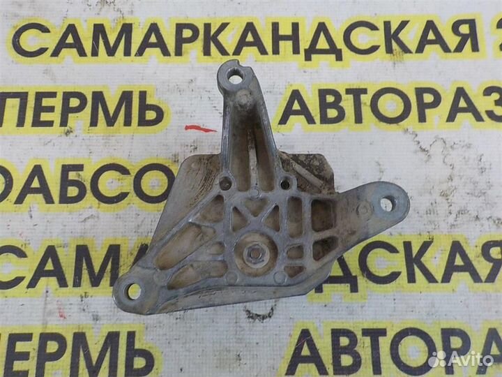 Опора кпп Audi Q5 (8R) 2008-2017