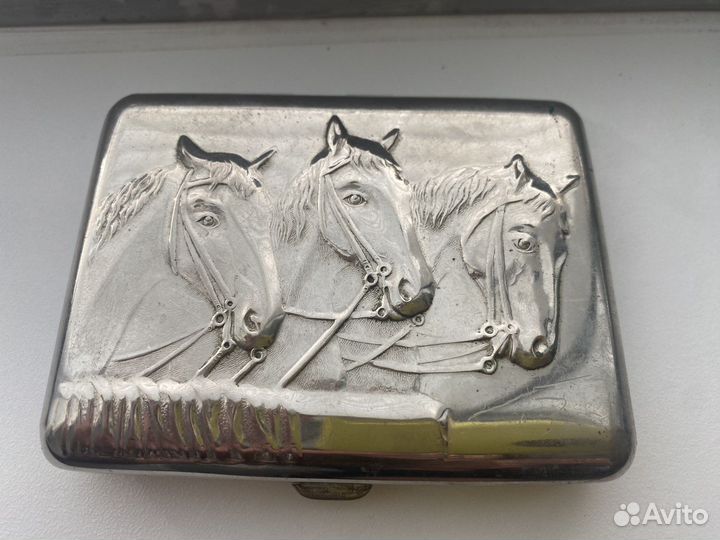 Портсигар Лошади металл