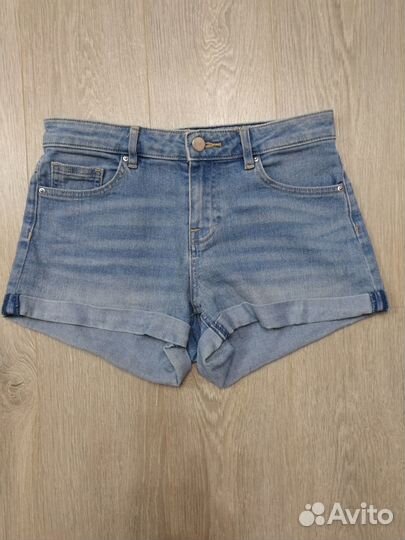 Женские джинсовые шорты 42