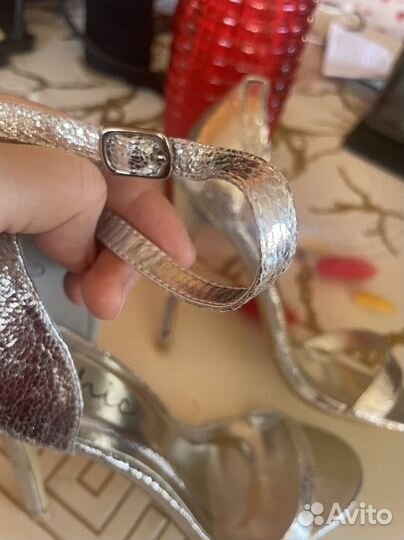 Босоножки женские 37 размер новые