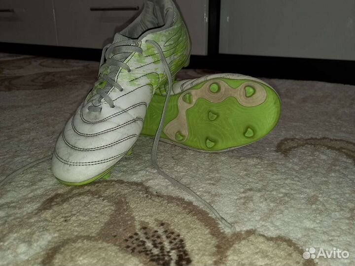 Футбольные бутсы adidas copa