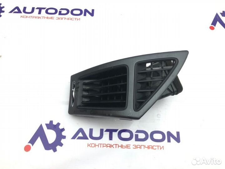 Дефлектор воздушный правый Hyundai Sonata YF G4KJ