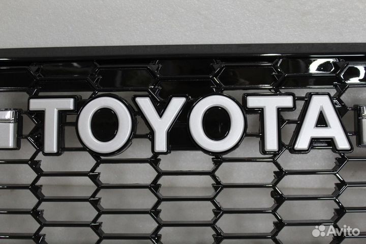 Land Cruiser 200 2008-2015 Решетка стиль 300 Q4WW1