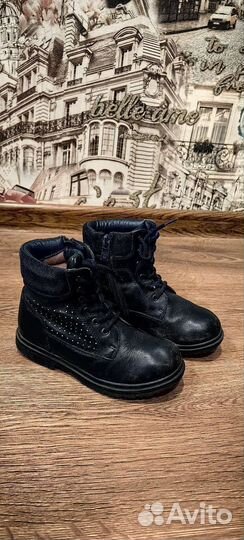 Ботинки для девочки. Размер 30