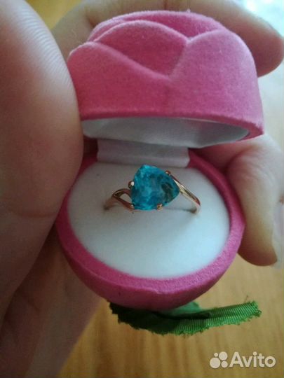 Кольцо с топазом