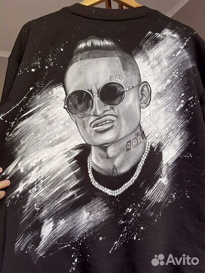 Роспись одежды, обуви и аксессуаров