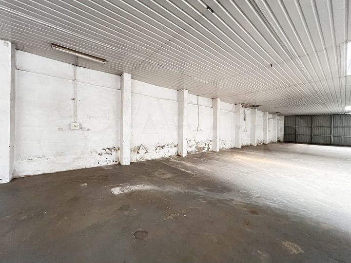 Склад, 300 м²