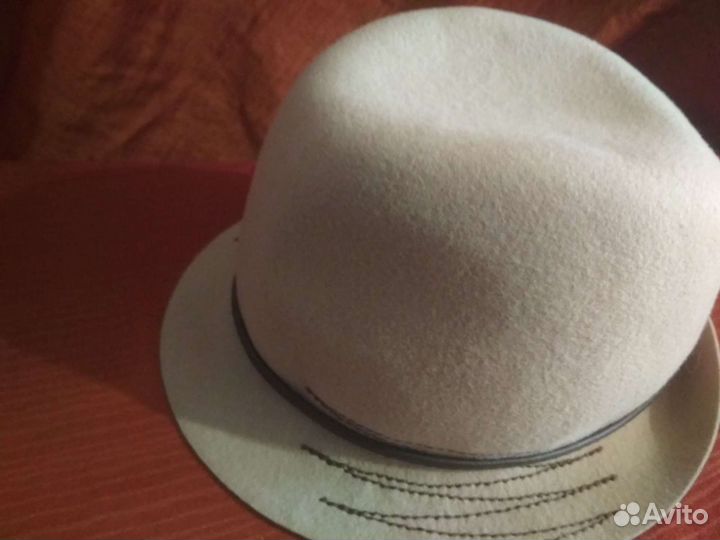 Шляпа фетровая женская
