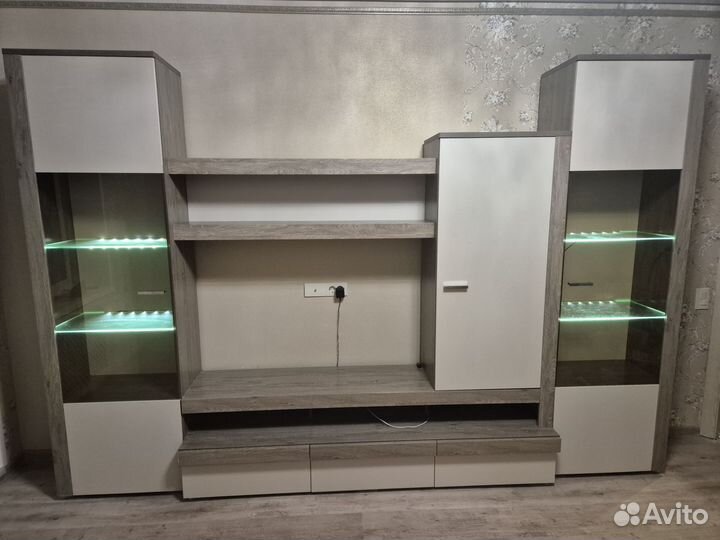 Стенка в гостиную бу