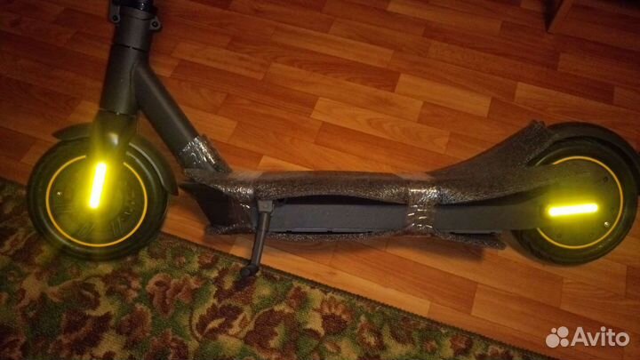 Ninebot kickscooter MAX G30P