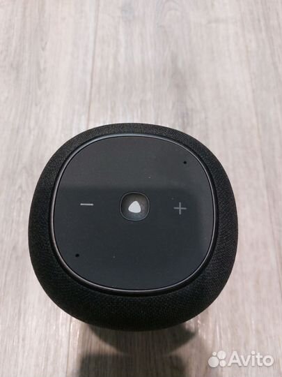 Умная колонка JBL Link Music с Алисой
