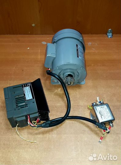 Вакуумный насос (компрессор)