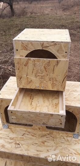 Гнездо для кур с яйцесборником