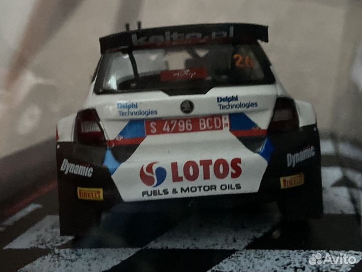 Модель автомобиля 1 43