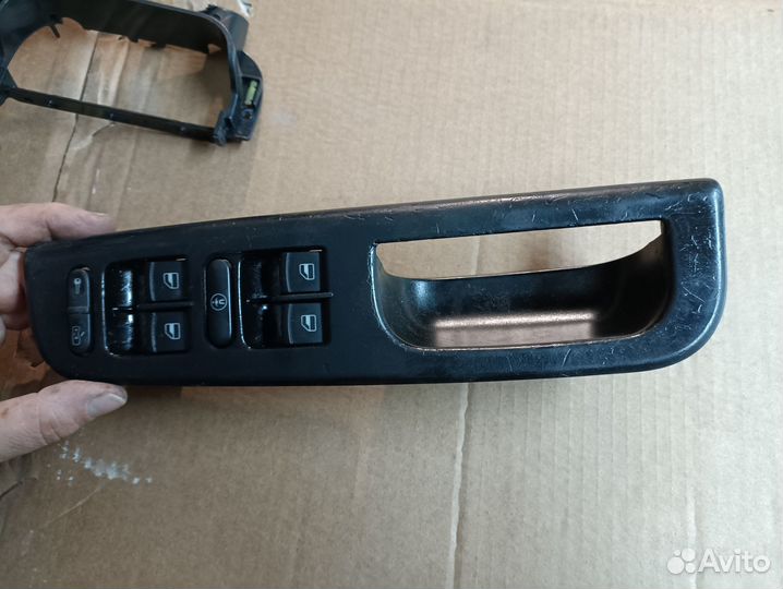 Блок управления стеклоподъемниками VW Passat (B5+
