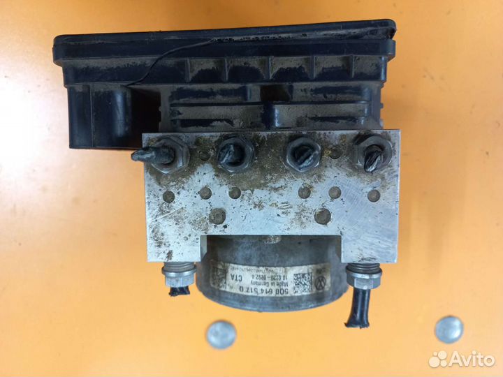 Блок ABS Skoda Octavia A7 5Q0907379R