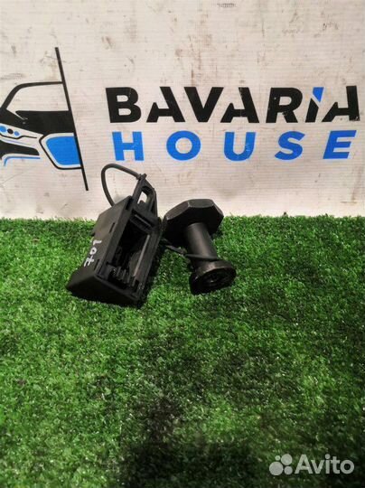 Крепление запасного колеса Bmw X3 E83 N52B25AF