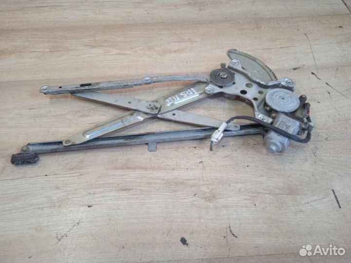 Стеклоподъемник электрический передний правый