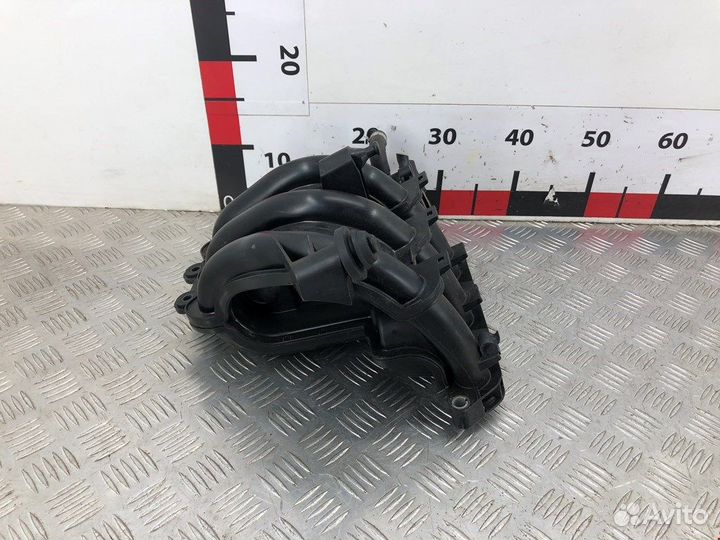 Коллектор впускной для Volkswagen Polo 4