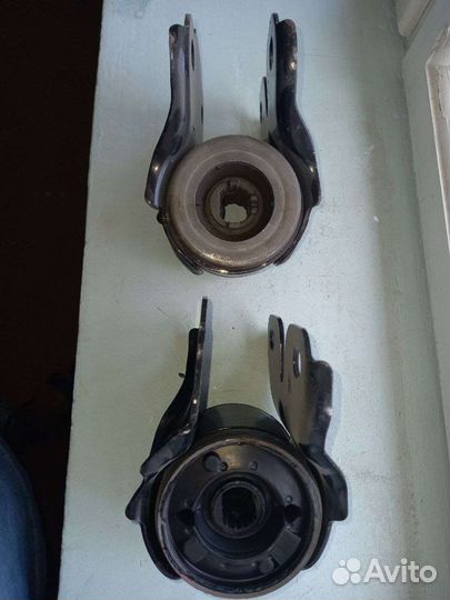 Саленблоки переднего рычага ford/volvo