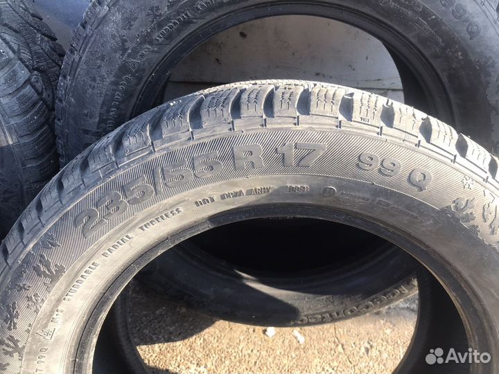 Continental Conti4x4IceContact 235/55 R17 99