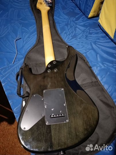 Электрогитара