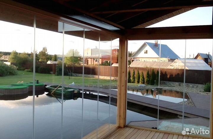 Безрамное раздвижное остекление