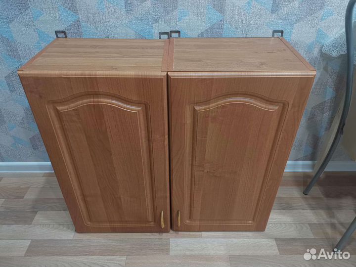 Шкаф навесной для кухни бу