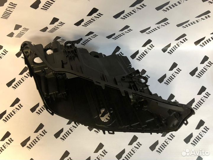 Правый корпус фары BMW 5 series G30 2017-2020 LED