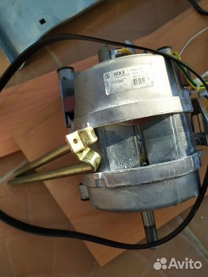 Двигататель стиральной машины
