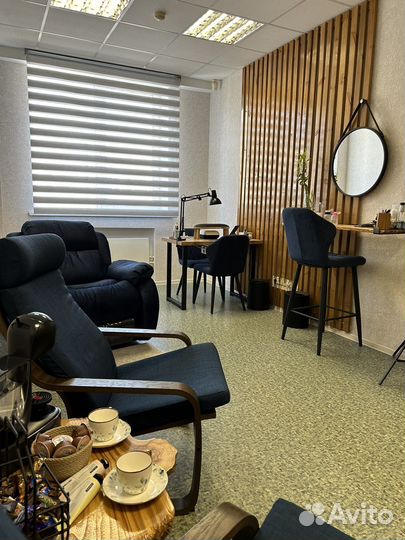 Маникюр с покрытием гель лак / Наращивание ногтей