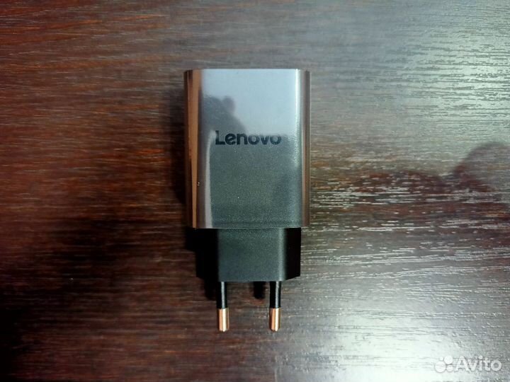 Блок питания(зарядка) для телефона/планшета Lenovo