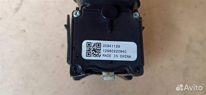 Рычаг переключения поворотника Opel Astra J GTC